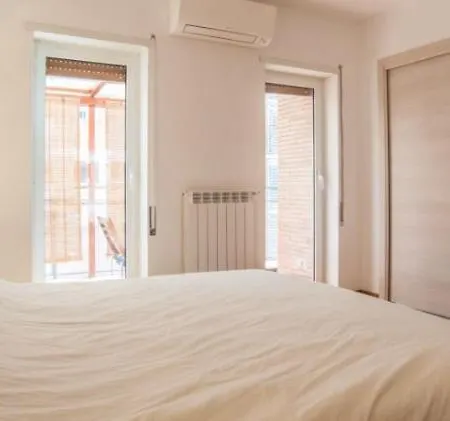 Splendido Attico Con Terrazza A Trastevere Apartment *