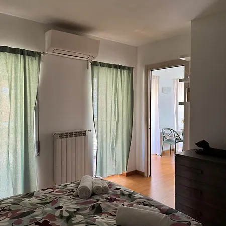Splendido Attico Con Terrazza A Trastevere Řím