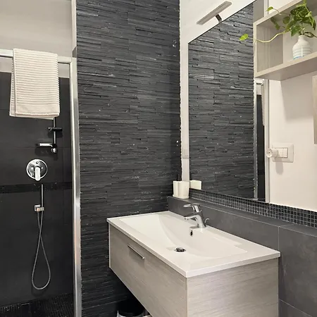 Splendido Attico Con Terrazza A Trastevere Apartmán