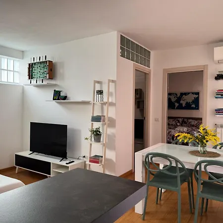 Splendido Attico Con Terrazza A Trastevere דירה