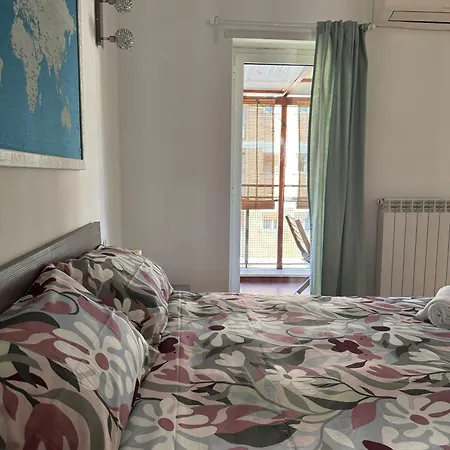 Splendido Attico Con Terrazza A Trastevere Rom